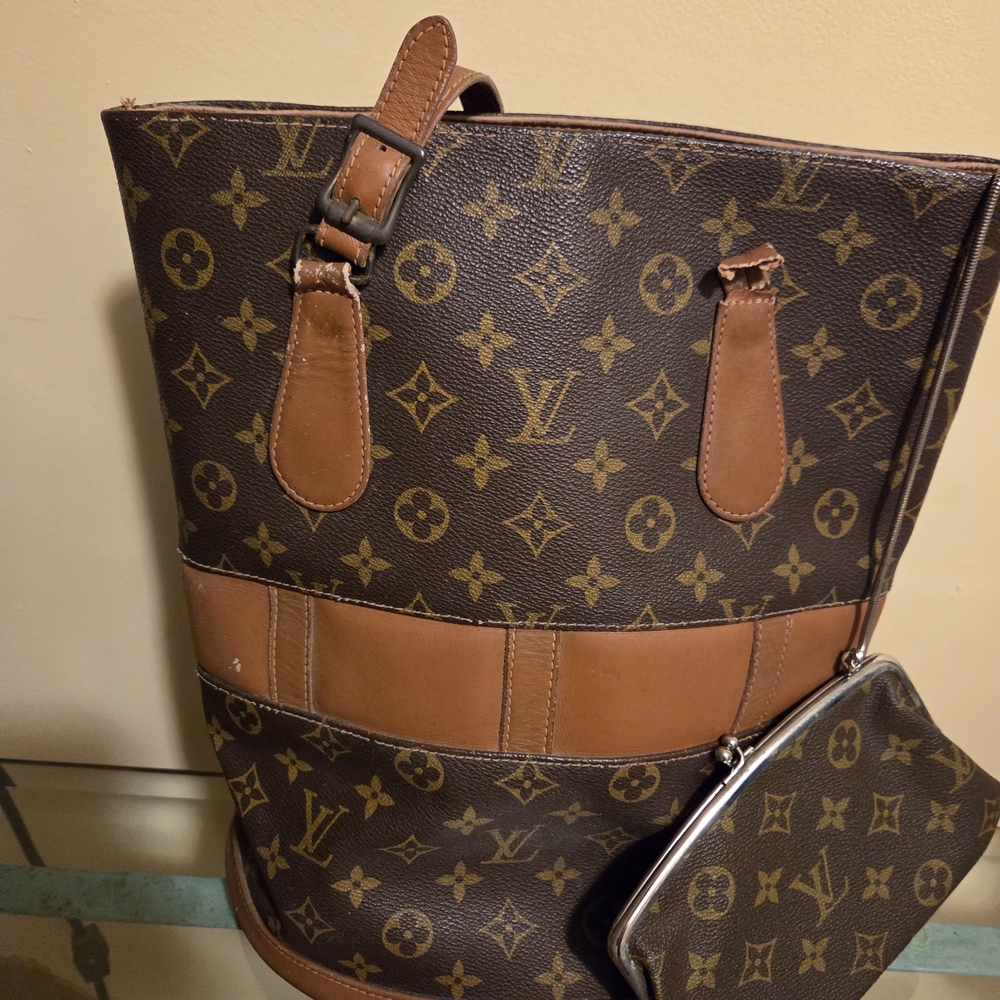 Louis Vuitton Monogram Tote with Pouch